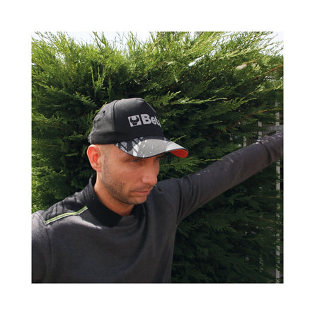 Beta Curved Visor Cap Black One Size - 7982N